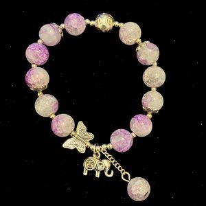 Purple and white beaded bracelet with elephant charm #elephantlove 
19cm/7.48
